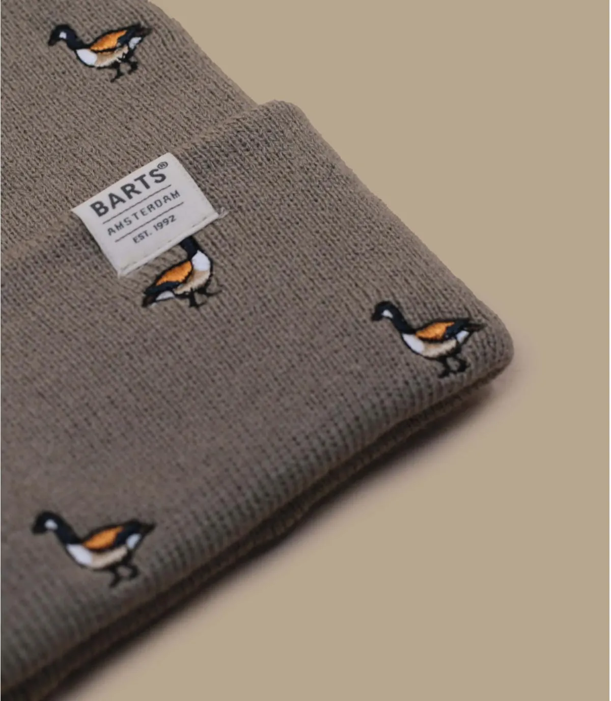 Beige manchetmuts Vinson Beanie taupe