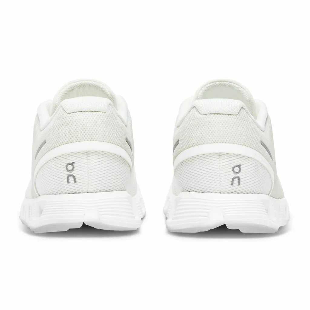 On Running Schoenen Cloud 5 Wit
